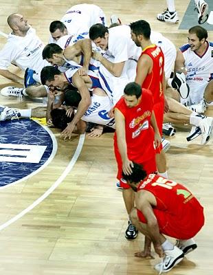 Teodosic impide a España revalidar su título mundial y cuestiona a Scariolo Teodosic impide a España revalidar su título mundial y cuestiona a Scariolo