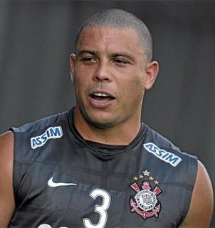 El Melbourne Heart( Australia) quiere fichar al brasileño Ronaldo