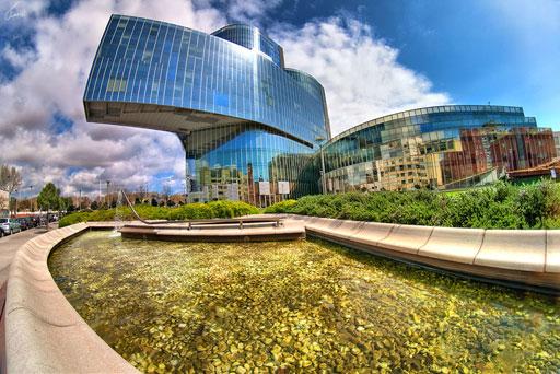 Sede Gas Natural (Barcelona), EMBT EMBT, arquitectura en movimiento