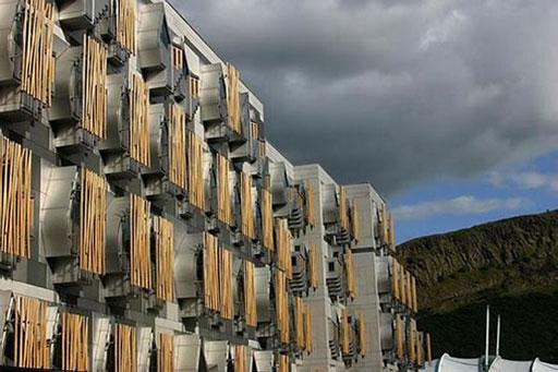 Parlamento de Escocia, EMBT EMBT, arquitectura en movimiento