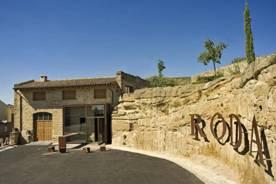 Hacer enoturismo en las Bodegas Roda de  la Rioja Alta