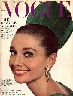 AUDREY HEPBURN Y EL ARTE DE VESTIR LA CABEZA AUDREY HEPBURN Y EL ARTE DE VESTIR LA CABEZA