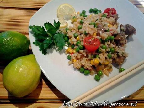 Arroz con delicias! ni tres ni cuatro, jaja Arroz con delicias! ni tres ni cuatro, jaja
