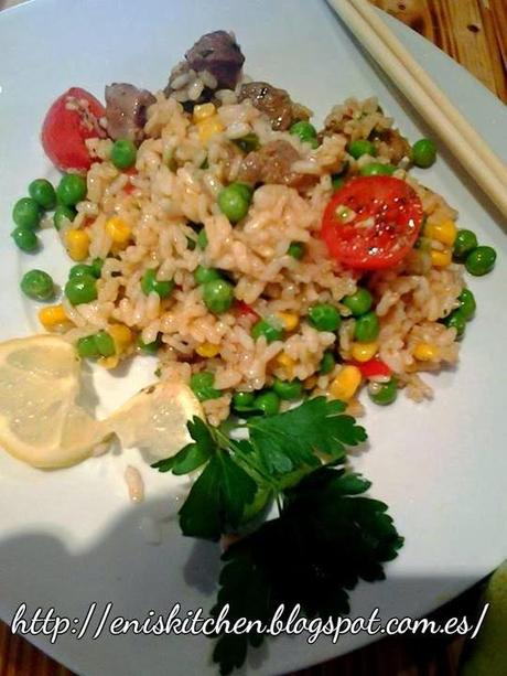 Arroz con delicias! ni tres ni cuatro, jaja Arroz con delicias! ni tres ni cuatro, jaja