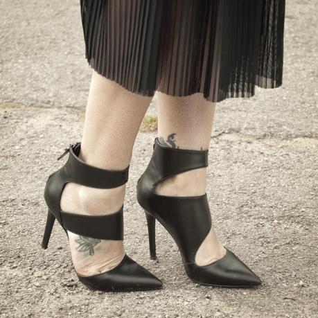 WAITING FOR THE TRAIN WAITING FOR THE TRAIN