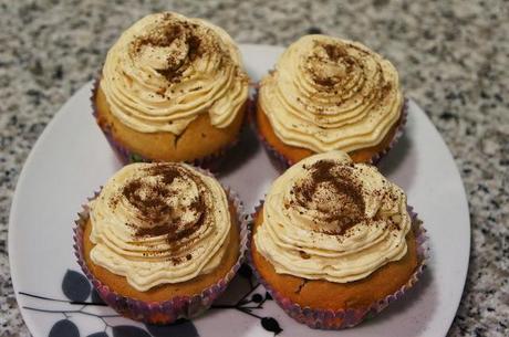 CUPCAKES DE BRANDY Y CAFÉ CUPCAKES DE BRANDY Y CAFÉ