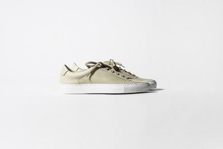 I sneakers, she the abarcas, us shoes 15