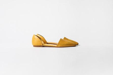 I sneakers, she the abarcas, us shoes 56