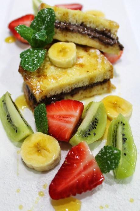Recetas con Nutella, tostada francesa rellena de Nutella con frutas frescas y sirope, y,¡SORTEO!, libro Deja sitio para el postre. Recetas con Nutella, tostada francesa rellena de Nutella con frutas frescas y sirope, y,¡SORTEO!, libro Deja sitio para el postre.