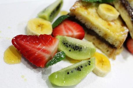 Recetas con Nutella, tostada francesa rellena de Nutella con frutas frescas y sirope, y,¡SORTEO!, libro Deja sitio para el postre. Recetas con Nutella, tostada francesa rellena de Nutella con frutas frescas y sirope, y,¡SORTEO!, libro Deja sitio para el postre.