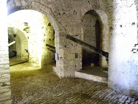 ALBANIA, GJIROKASTRA, LA CIUDAD DE LOS MIL PELDAÑOS