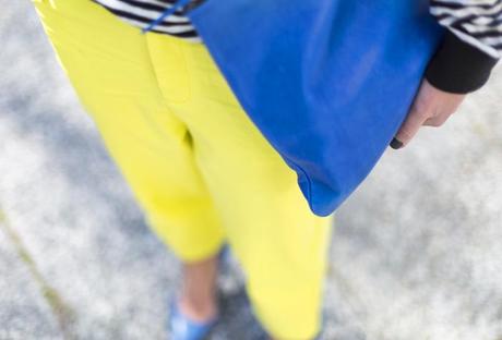 street style barbara crespo peg trousers front row shop yellow cyprea.es clutch fashion blogger blog de moda outfit street style barbara crespo peg trousers front row shop yellow cyprea.es clutch fashion blogger blog de moda outfit