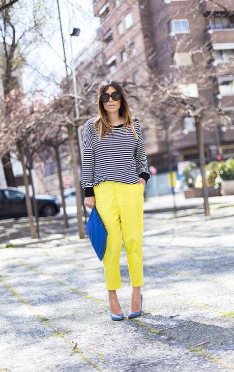 street style barbara crespo peg trousers front row shop yellow cyprea.es clutch fashion blogger blog de moda outfit street style barbara crespo peg trousers front row shop yellow cyprea.es clutch fashion blogger blog de moda outfit