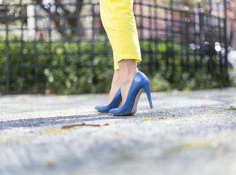 street style barbara crespo peg trousers front row shop yellow cyprea.es clutch fashion blogger blog de moda outfit street style barbara crespo peg trousers front row shop yellow cyprea.es clutch fashion blogger blog de moda outfit