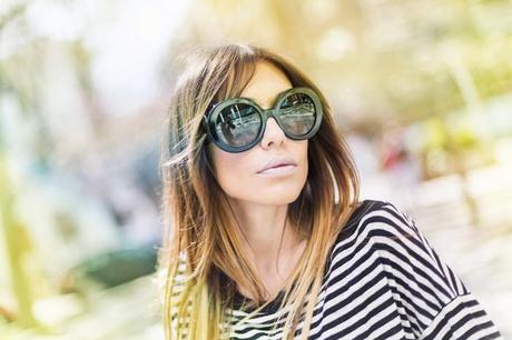 street style barbara crespo peg trousers front row shop yellow cyprea.es clutch fashion blogger blog de moda outfit street style barbara crespo peg trousers front row shop yellow cyprea.es clutch fashion blogger blog de moda outfit