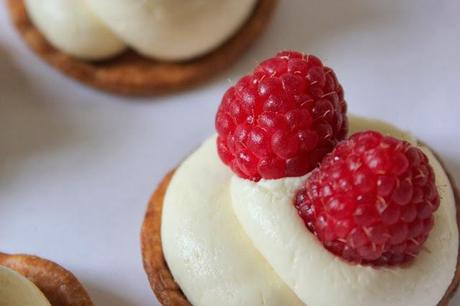 Bocaditos de Mascarpone y Franbuesas. Bocaditos de Mascarpone y Franbuesas.