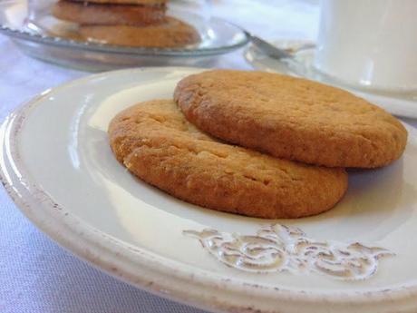 Galletas de Chocolate Blanco y Nueces de Macadamia. Galletas de Chocolate Blanco y Nueces de Macadamia.