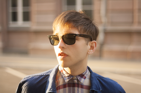 RAY OF LIGHT RAY OF LIGHT