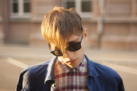 RAY OF LIGHT RAY OF LIGHT