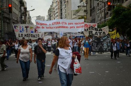 Por una huelga general de todos los sindicatos