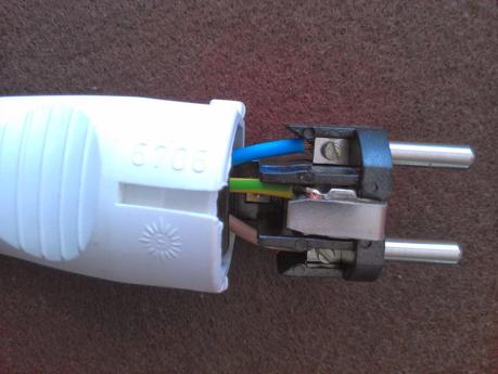 Sustituir la clavija de un enchufe Sustituir la clavija de un enchufe