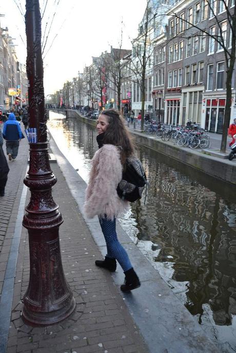 travel look barrio rojo amsterdam