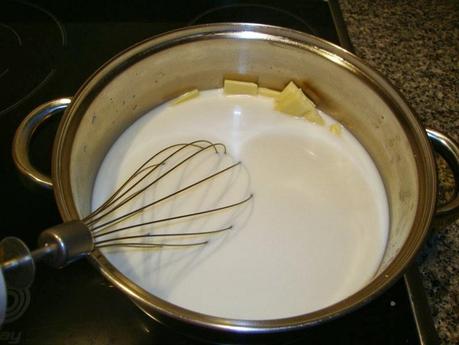 FLAN DE CHOCOLATE BLANCO FLAN DE CHOCOLATE BLANCO