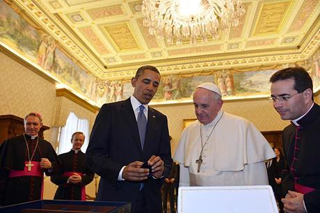 El papa Francisco se reunió en el Vaticano con Barack Obama , en el primer encuentro privado desde que Francisco fue elegido pontífice, hace un año.  Foto:  AP 