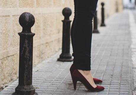 tartan_shirt_zara-blue_cardigan_vero_moda-ripped_jeans-look GRUNGE_CHIC-LOOK