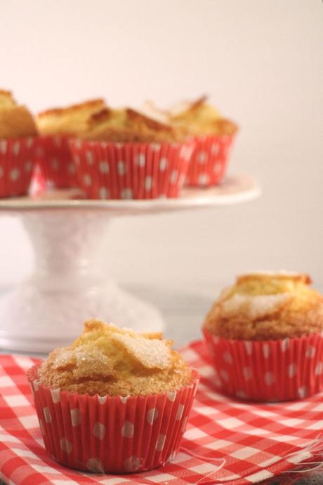 Magdalenas de nata Magdalenas de nata