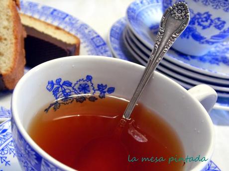 Hoy compartimos... un té. Hoy compartimos... un té.