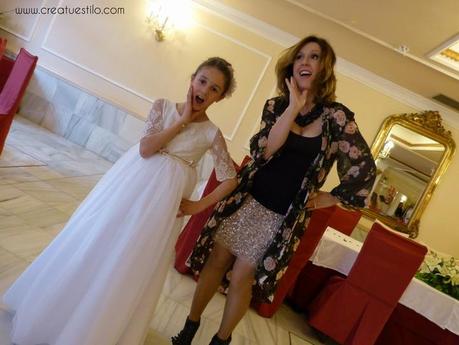 Look embarazada con kimono de flores y falda de lentejuelas Look con kimono de flores y falda de lentejuelas (7)