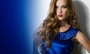 CONSEJOS PARA COMBINAR EL MAQUILLAJE CON LA ROPA CONSEJOS PARA COMBINAR EL MAQUILLAJE CON LA ROPA