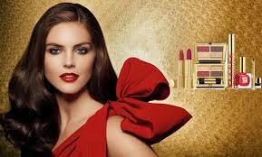 CONSEJOS PARA COMBINAR EL MAQUILLAJE CON LA ROPA CONSEJOS PARA COMBINAR EL MAQUILLAJE CON LA ROPA