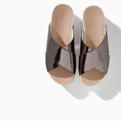 La moda de las sandilias FEAS, ¿habeis caido? La moda de las sandilias FEAS, ¿habeis caido?