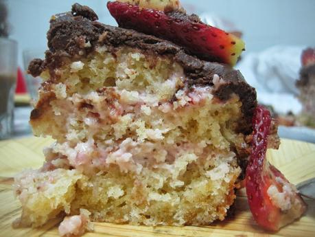 TARTA DE FRESA Y CHOCOLATE TARTA DE FRESA Y CHOCOLATE