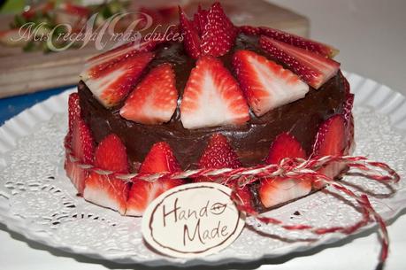 TARTA DE FRESA Y CHOCOLATE TARTA DE FRESA Y CHOCOLATE
