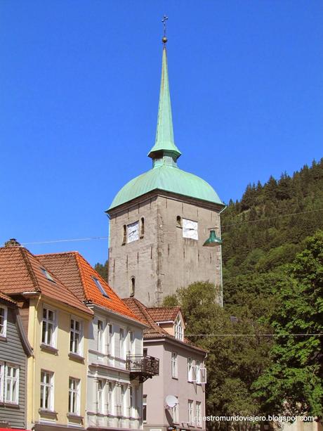 Bergen; la capital de los fiordos occidentales