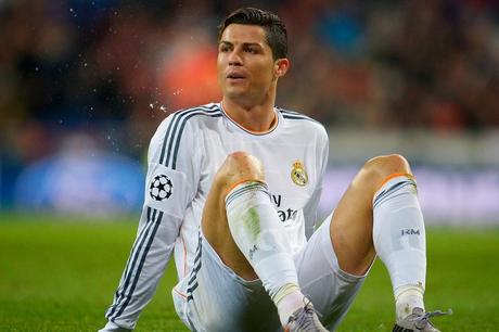 Cristiano Ronaldo se retiró lesionado