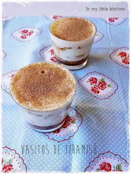 Vasitos de tiramisú Vasitos de tiramisú