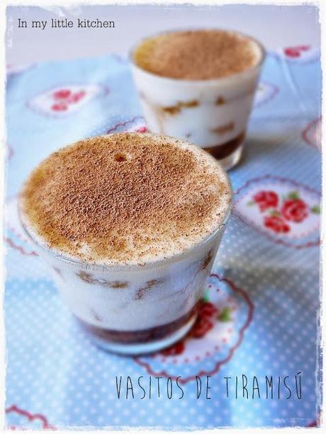 Vasitos de tiramisú Vasitos de tiramisú