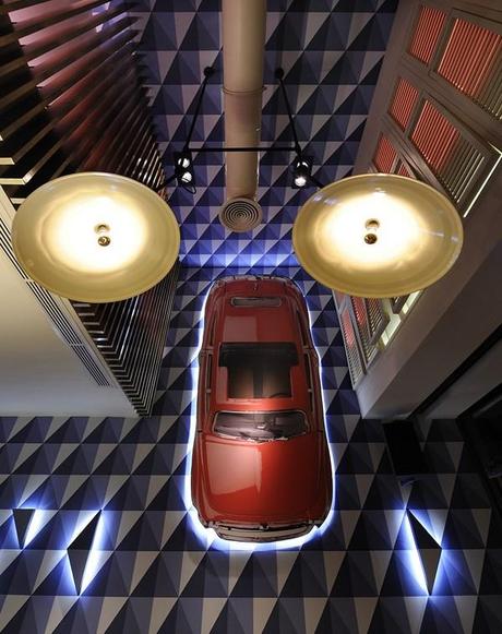 Ocean 13: Minas Kosmidis diseña en Tesalónica un café-bar ‘marinero’ con aires de los ’50. 7 ocean 13