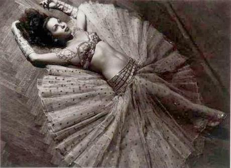 Samia Gamal by Van Leo evolucion de la danza oriental. Disociando infinitos