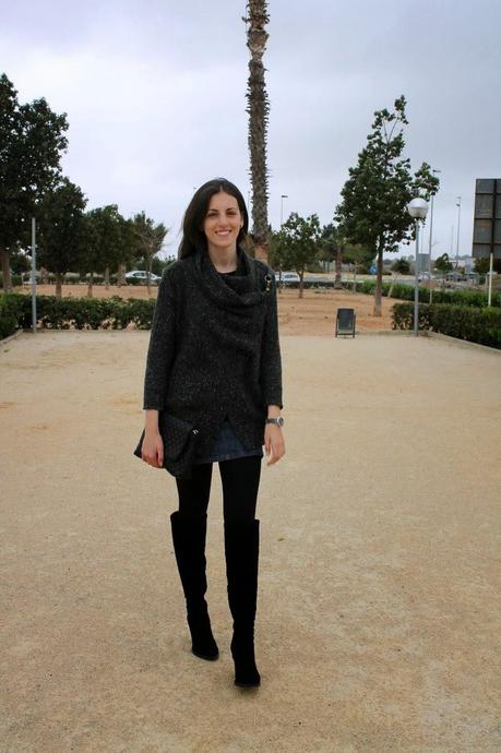 Dark day & look Dark day & look