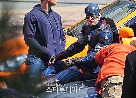 LOS VENGADORES: LA ERA DE ULTRON: EL CAPI Y LA VIUDA NEGRA EN EL SET DE RODAJE EN COREA DEL SUR