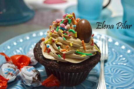Cupcakes de chocolate y avellanas con Schoko-Bons (Receta de Pascua, 2)