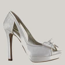 Los zapatos de la novia / Bridal's Shoes