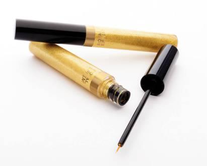 A BEAUTIFUL DAY: MAQUILLAJE DE PRIMAVERA BY ROYAL EFFEM royal effem ella lo lleva eyeliner