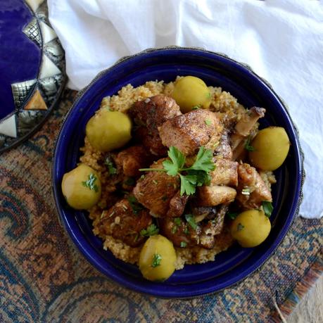 TAJINE  DE POLLO CON ACEITUNAS Y LIMON EN CONSERVA