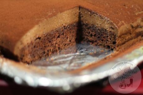 PASTEL DE CHOCOLATE CON CREMA CHIBOUST DE CHOCOLATE. PASTEL DE CHOCOLATE CON CREMA CHIBOUST DE CHOCOLATE.